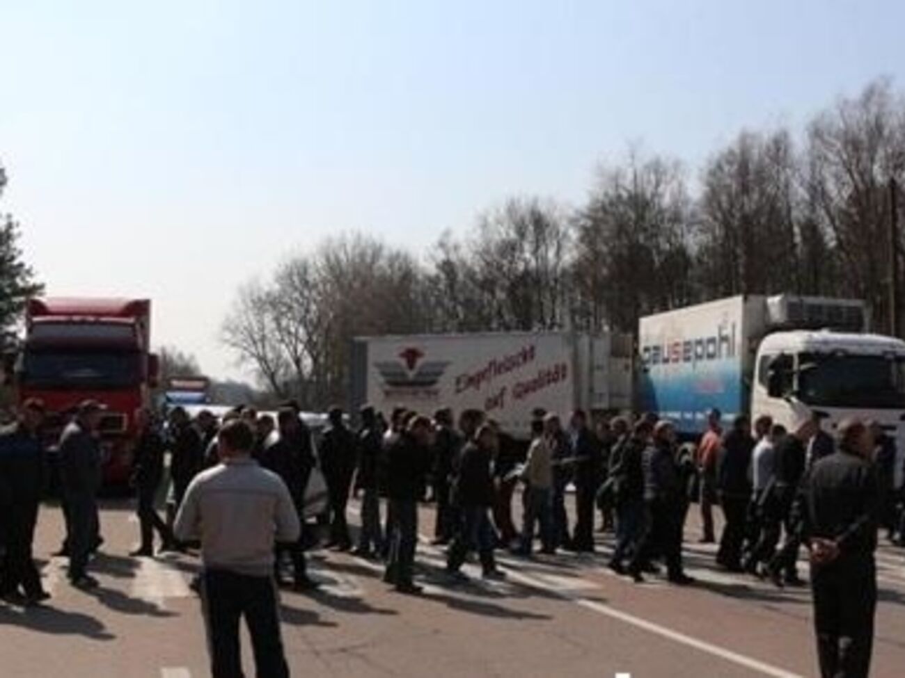 Шахтеры, не получавшие зарплату три месяца, грозят объявить голодовку