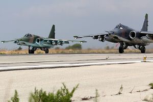 Российские боевые самолеты на аэродроме Хмеймим в Сирии