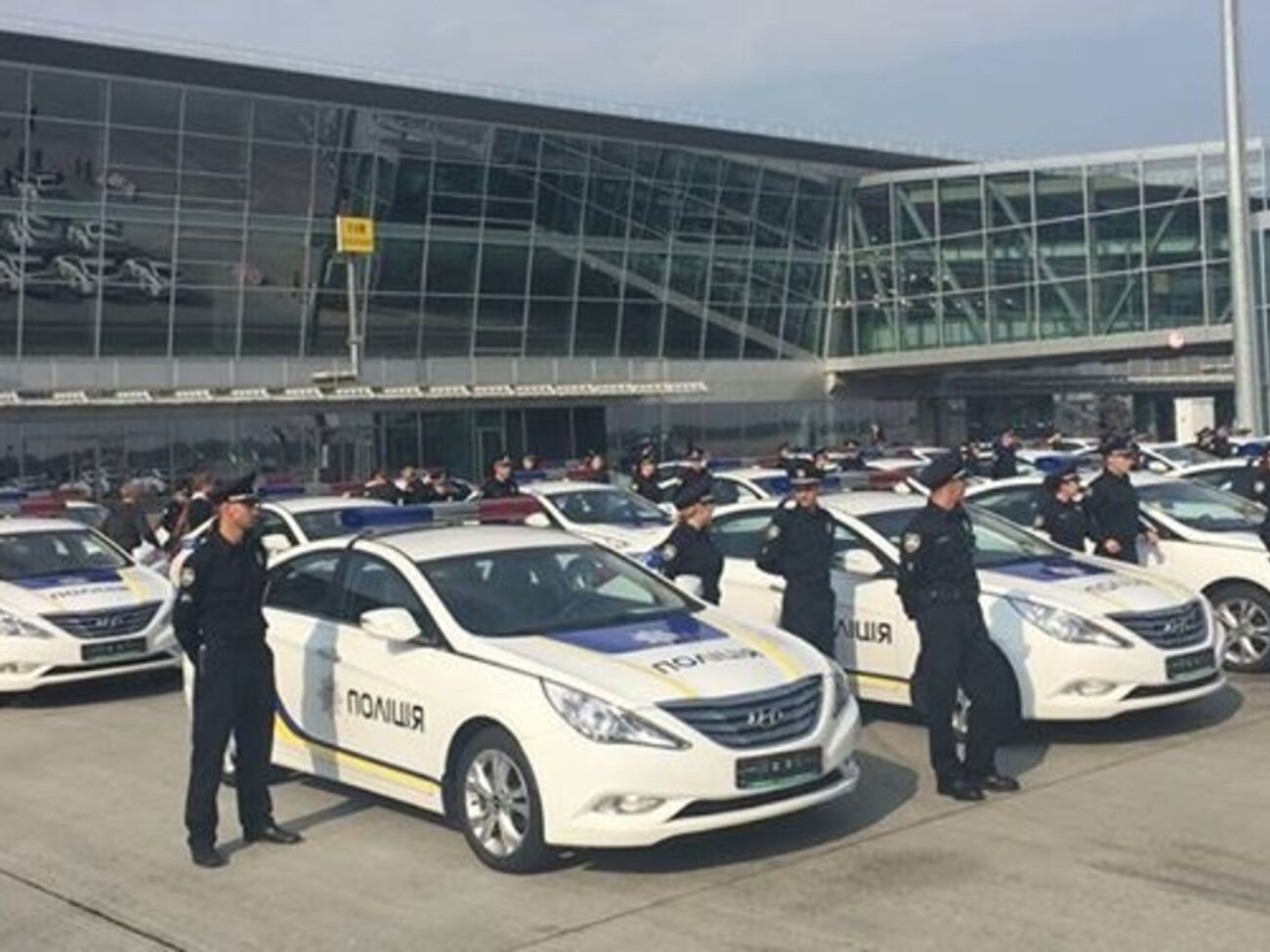 В Борисполе начали работу новые полицейские