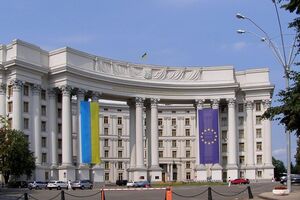 МИД Украины: Целью должно стать создание правительства национального единства, восстановление суверенитета и территориальной целостности Сирии