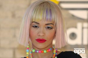 Рита Ора предстала в образе русалки