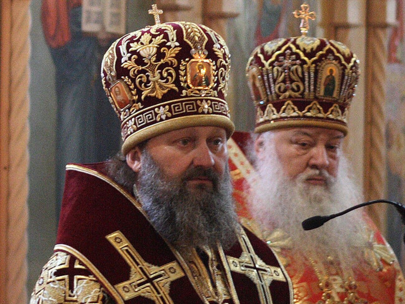 Митрополит Павел владеет большим имением в селе Вороньков