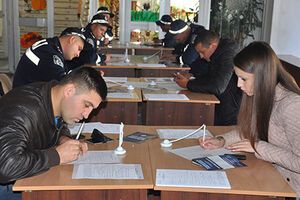 Скоро желающие стать полицейскими смогут подать заявку не только в патрульно-постовую службу, но и в службу участковых