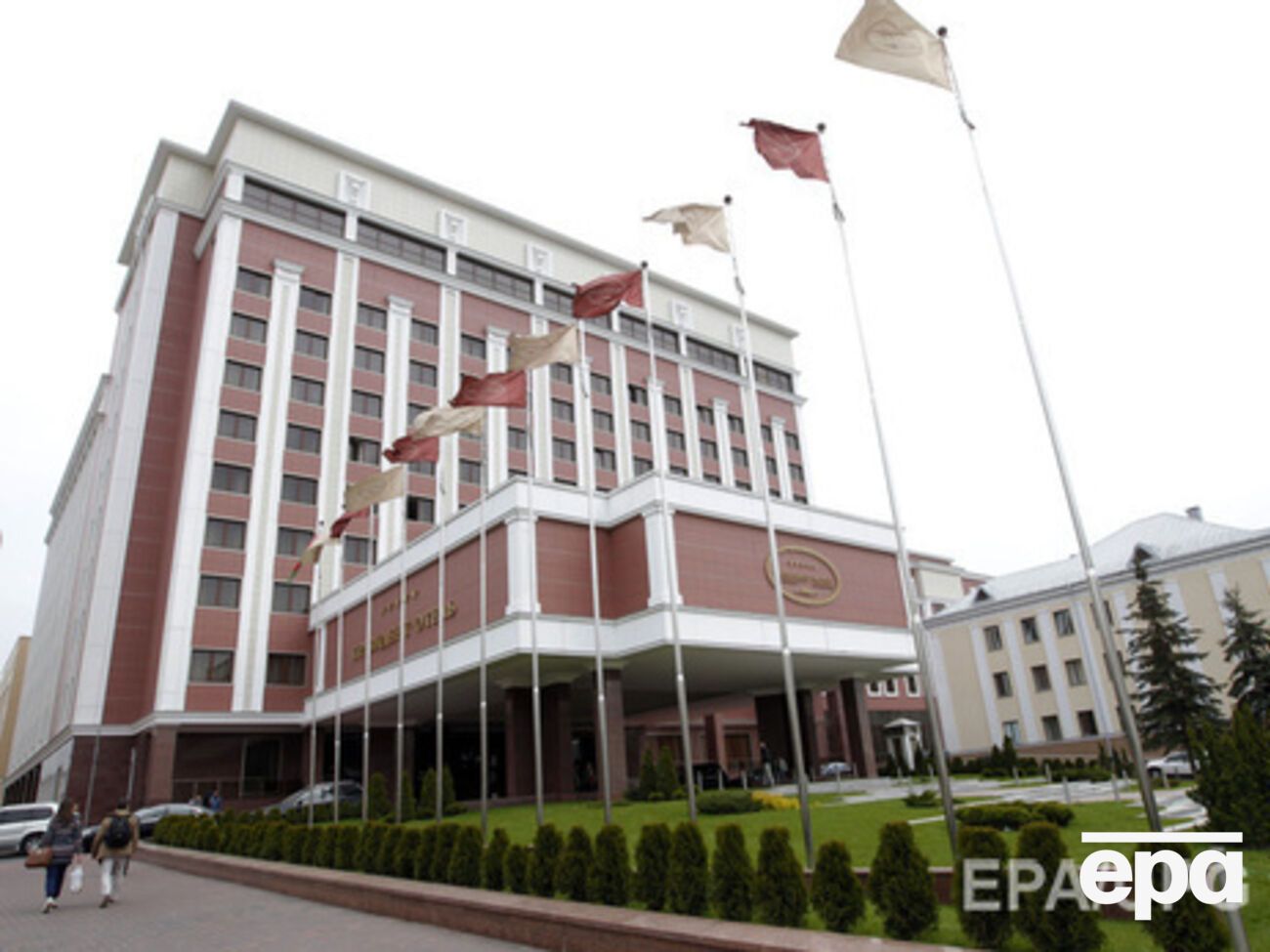 Олифер: Заседание проходит с приглашением представителей отдельных районов Донецкой и Луганской областей