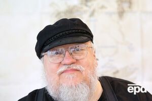 По сценарию Мартин будет презентовать книгу на фоне зомби-апокалипсиса