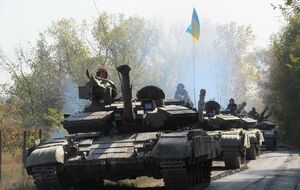 Отвод танков в Луганской области в рамках первого этапа завершен