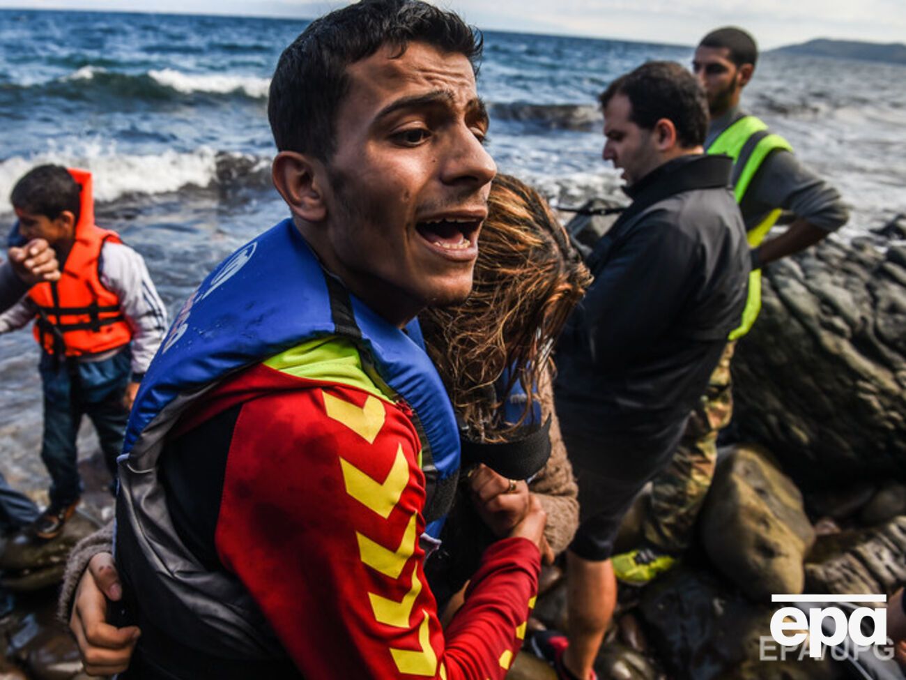 ЕС хочет бороться с нелегальными перевозками мигрантов