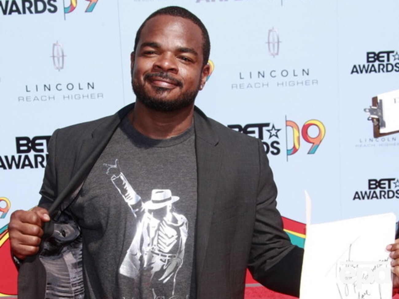 Предыдущий фильм Грея был посвящен музыкальной группе&nbsp;&nbsp;N.W.A.