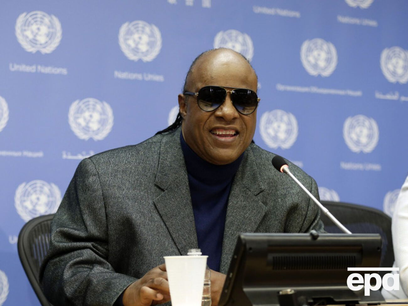 Музыкант будет воспитывать детей от второго брака вместе с бывшей супругой