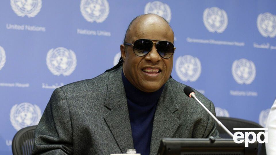 Музыкант будет воспитывать детей от второго брака вместе с бывшей супругой