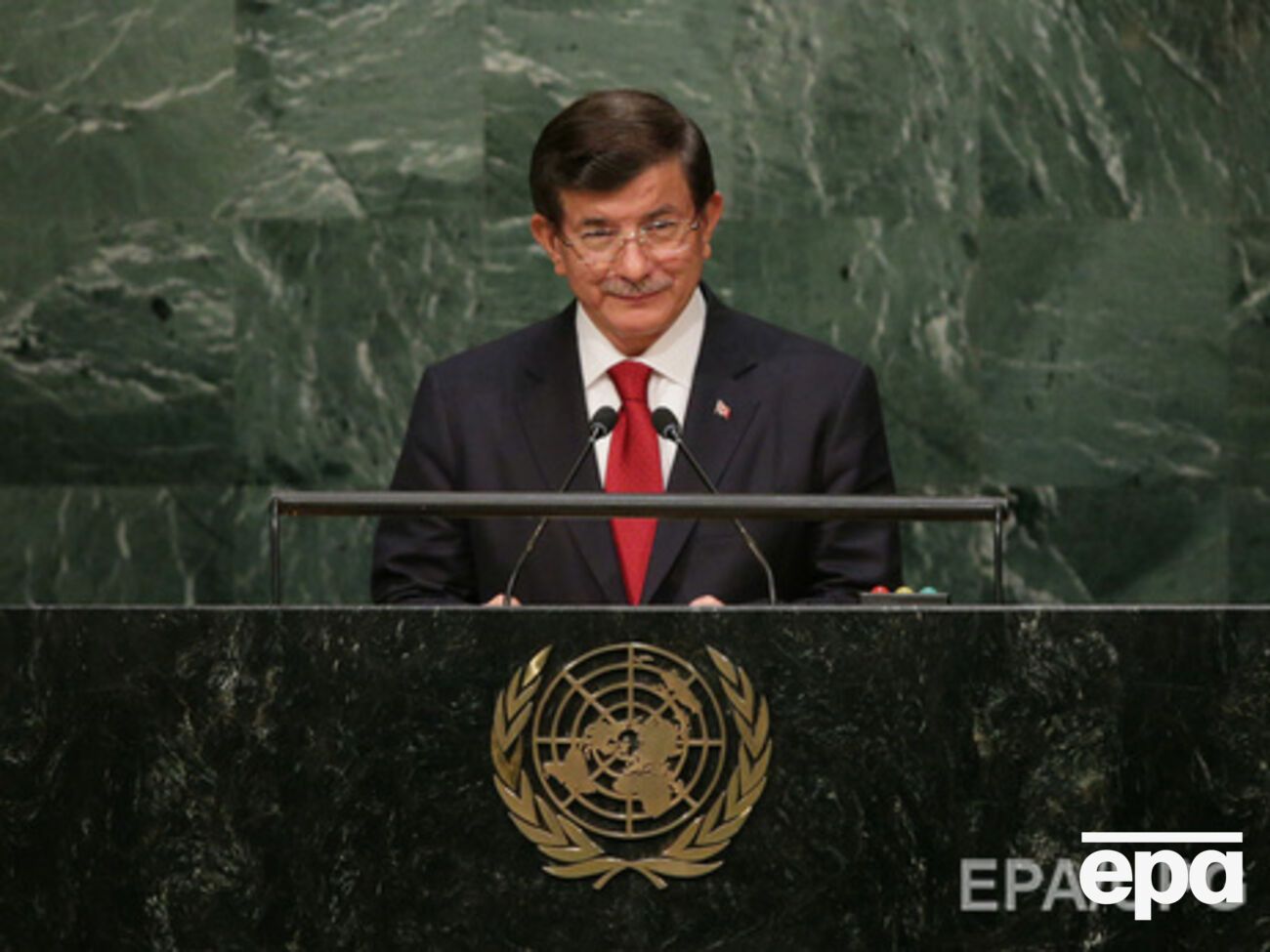 Глава турецкого правительства Ахмет Давутоглу обеспокоен российской операцией в Сирии