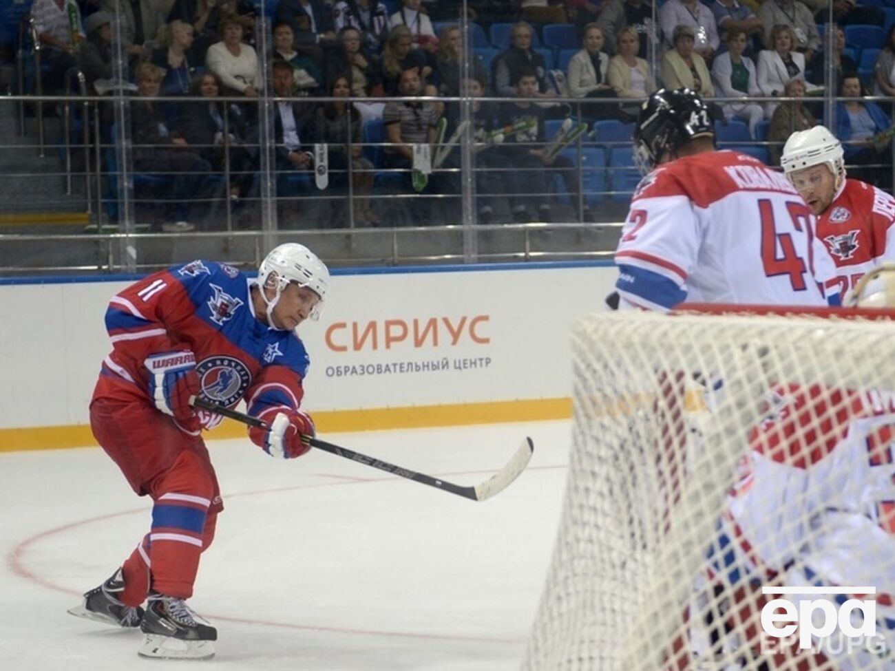 Владимир Путин играл в нападении под 11-м номером