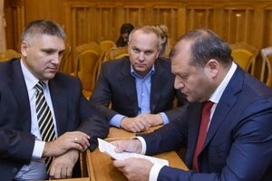 Оппозиционный блок в Харькове возглавляет Михаил Добкин (справа)