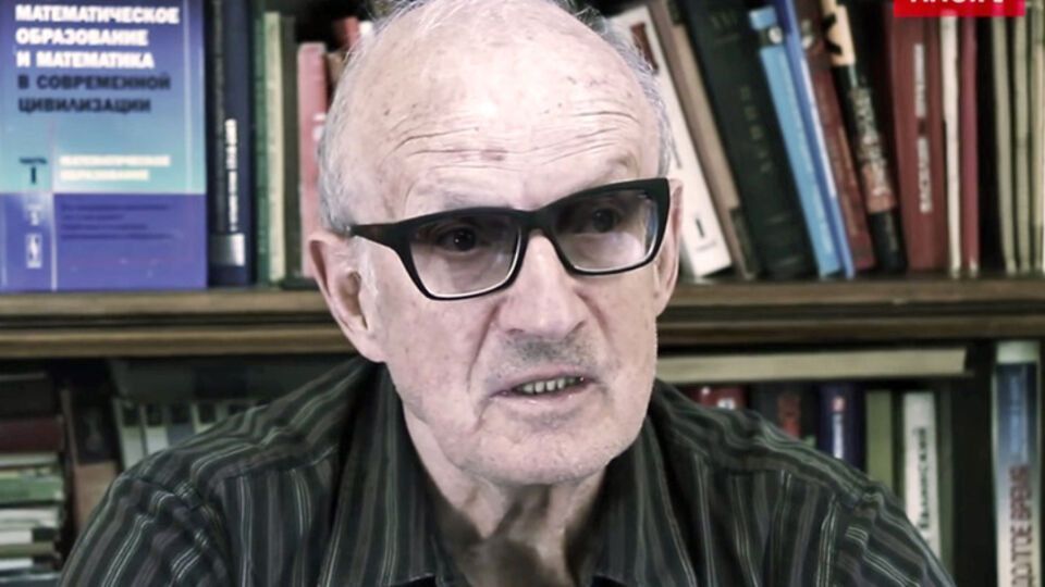 Пионтковский: Путин пытается соблазнить украинское общество и руководство иллюзией восстановления территориальной целостности