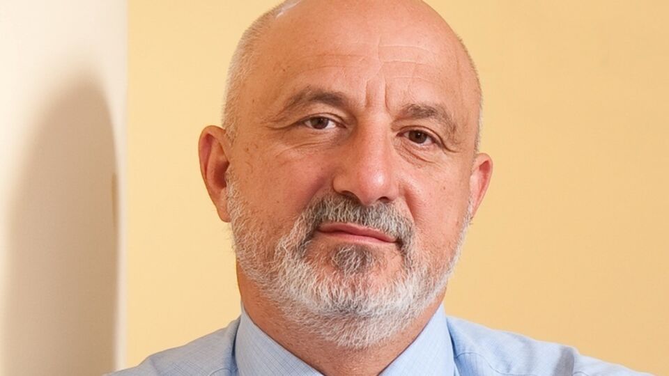 Иван Плачков: Раньше Яценюк учил Азарова, что надо меньше газа воровать, а продавать для населения подешевле, а теперь сам поднял цены