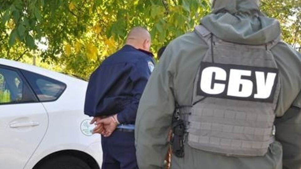 СБУ задержала милиционера, подозреваемого в наркоторговле, "на горячем"