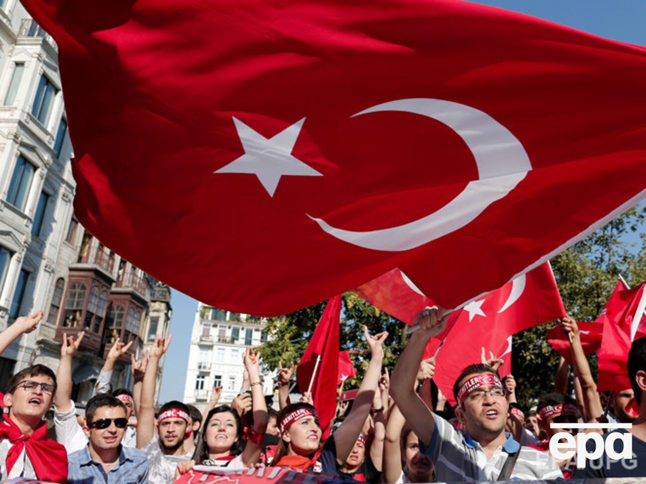 Сирийский вопрос не повлияет на российско-турецкие отношения, считает Захарова