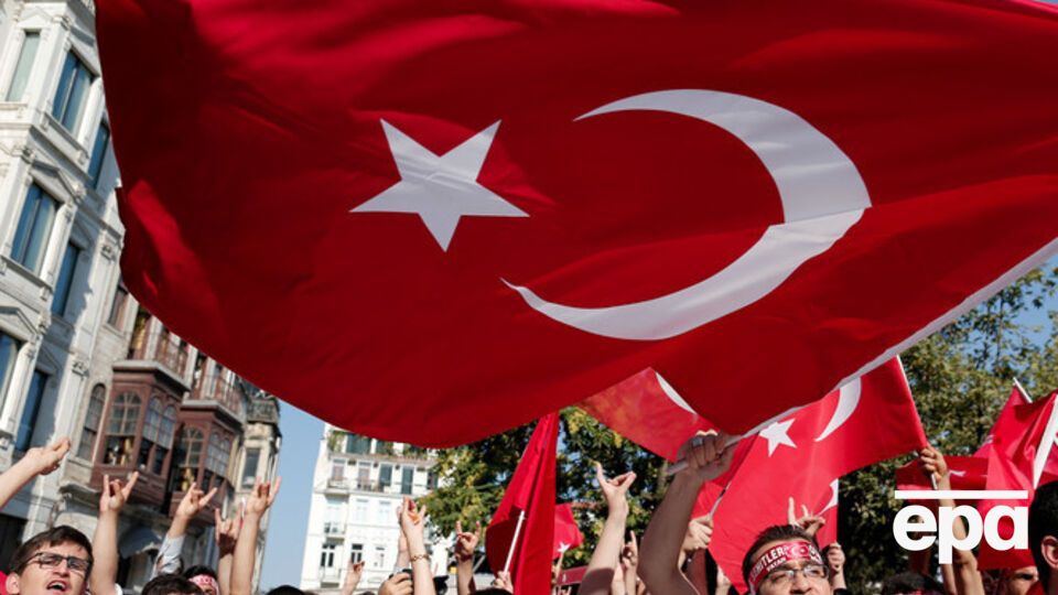 Сирийский вопрос не повлияет на российско-турецкие отношения, считает Захарова