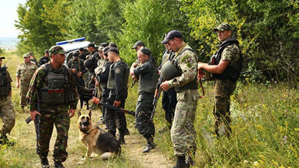 Милиция задержала беглеца на окраине одного из маленьких сел Чемеровецкого района Хмельницкой области