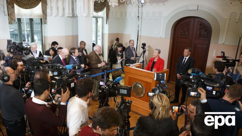 После революции 2011 года Квартет "внес решающий вклад в создание плюралистической демократии в Тунисе", заявил Нобелевский комитет