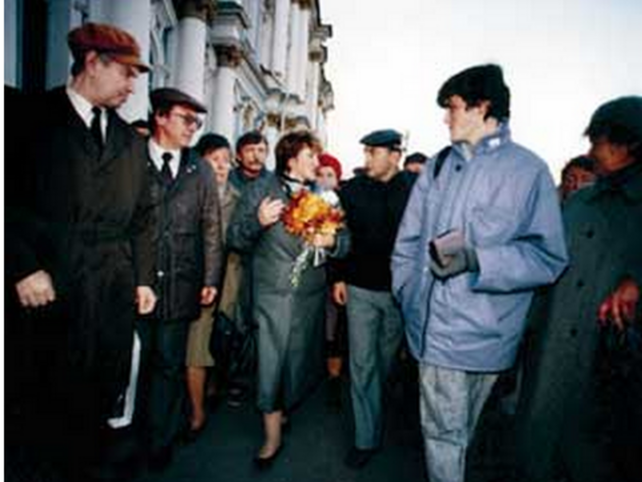 Сестра Старовойтовой: Когда Галю убили, весь город подходил ко мне и говорил, что это Яковлев или Жириновский. Я отвечаю: "Доказательства?"