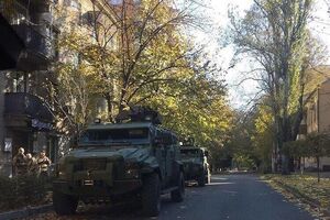 Бутусов: На обыск к руководству Фонда обороны страны в Днепропетровск прибыло спецподразделение "Альфа" в полном составе с бронетехникой