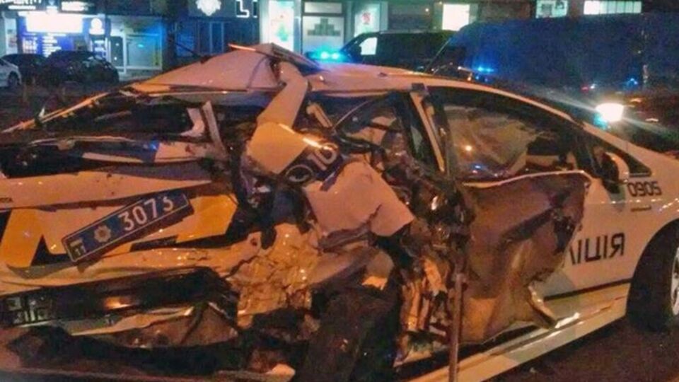 Жизнь полицейских спасли подушки безопасности