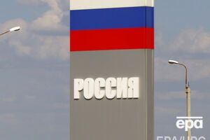 По данным МИД, украинские дипломаты в Египте находятся на постоянной связи с компетентными органами Египта и российскими дипломатическими и консульскими учреждениями в вопросах поиска и перевозки тел погибших и расследования причин катастрофы