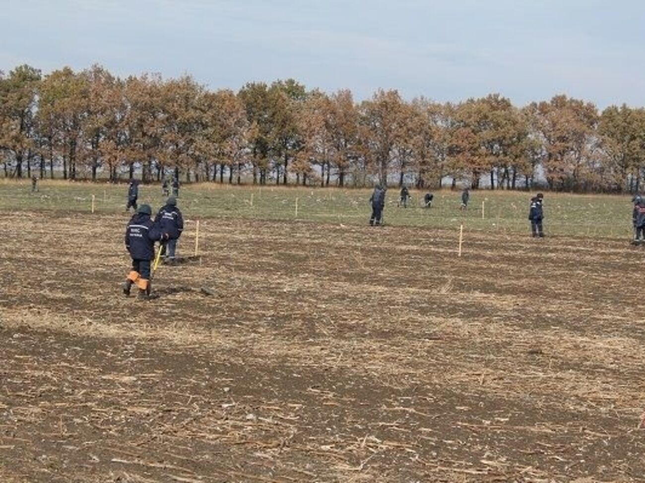 ГСЧС: Оперативный штаб получил&nbsp;от жителей Сватово 216 заявок по выявлению взрывоопасных предметов, из которых выполнено 195