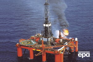 Нефть незначительно подешевела