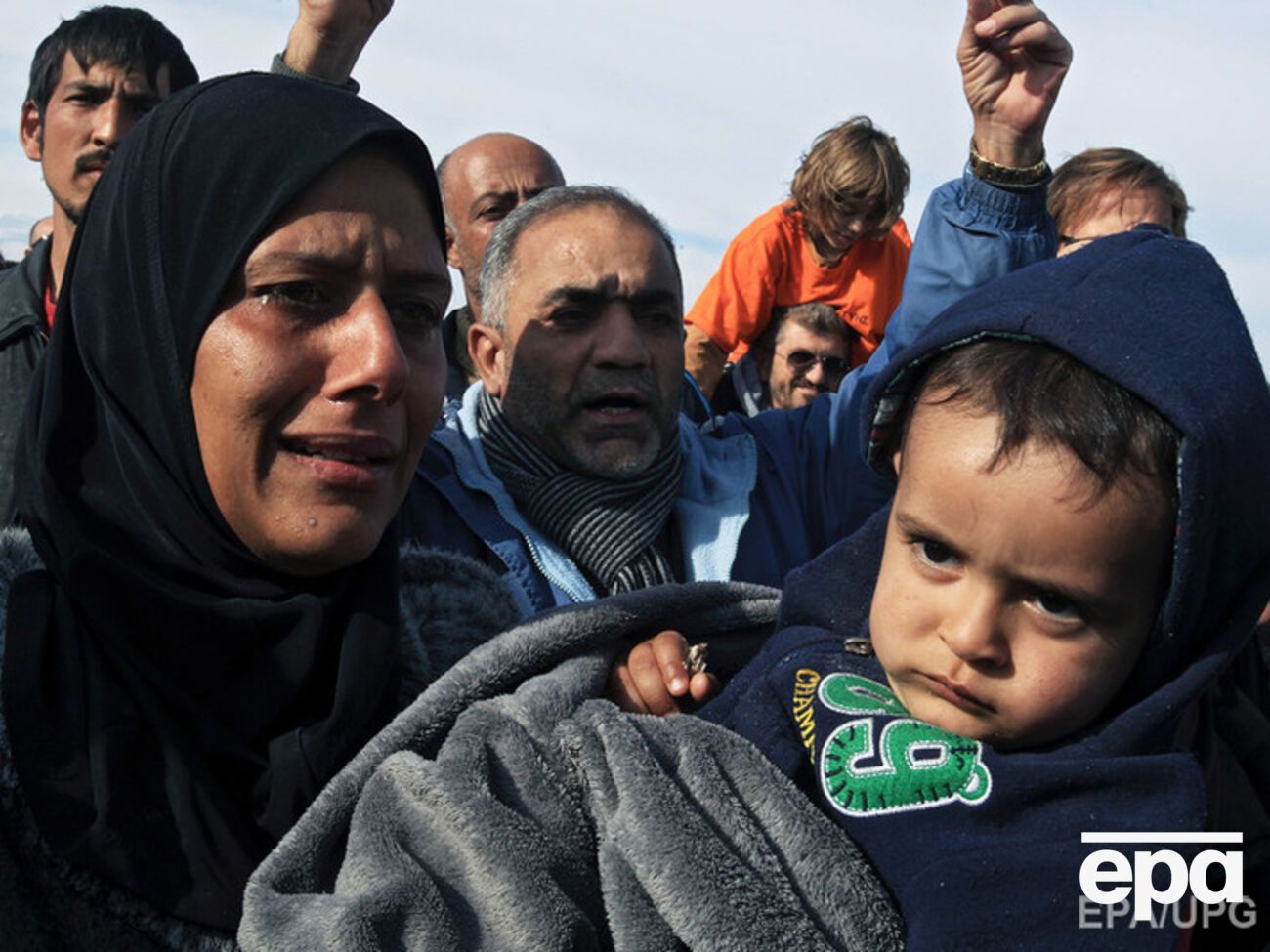 Чехия и Словакия будут закрыты для мигрантов, пока не заработают центры их регистрации и идентификации в Греции