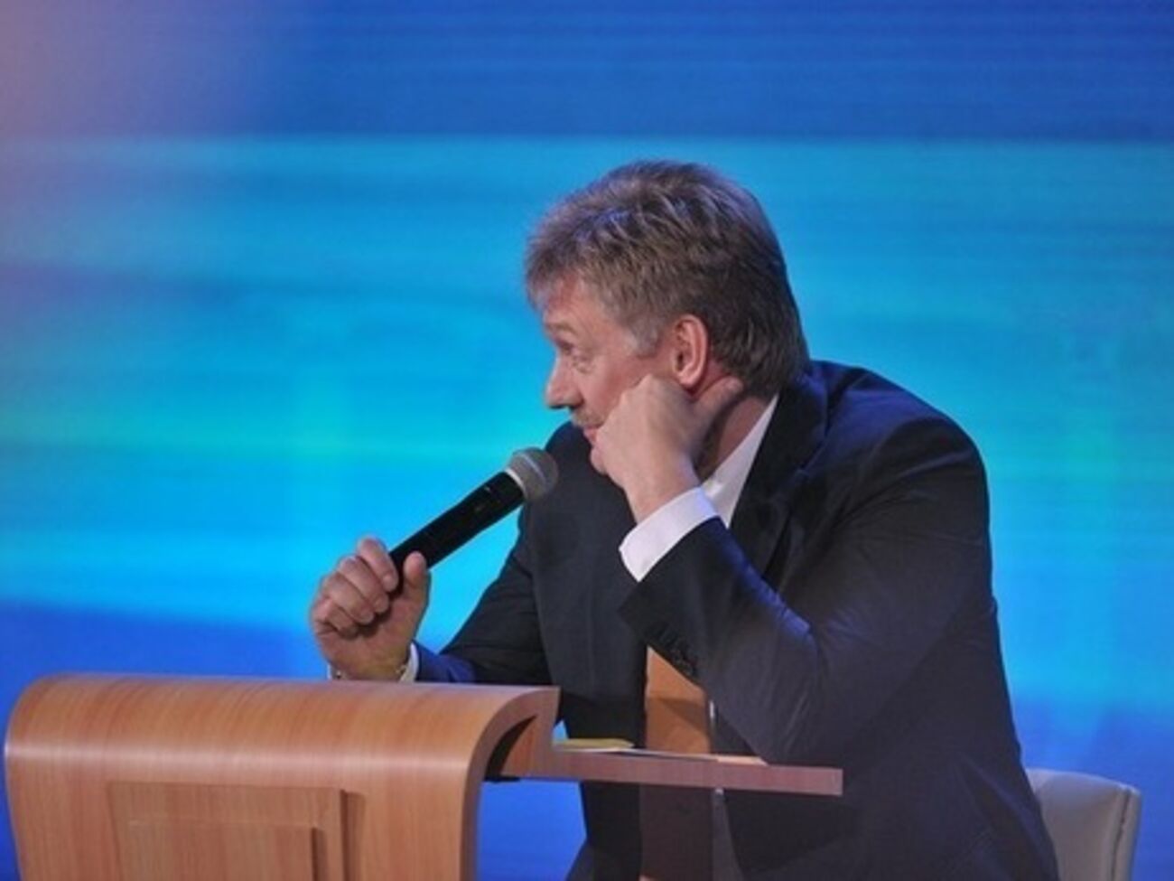 Песков:&nbsp;Это не наше дело --- раздумывать над причиной подобных скандалов