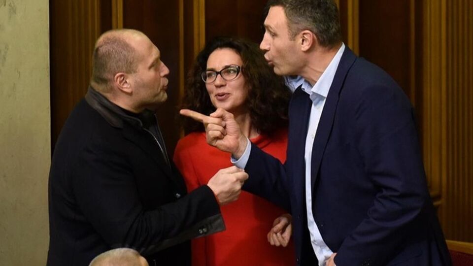 Кличко и Береза провели "дебаты" в Верховной Раде. Фоторепортаж