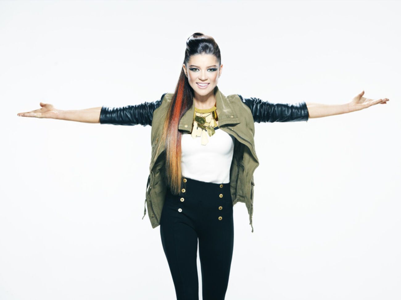 Наши политики не побоялись идти путем Путина &ndash;&nbsp; уничтожить конкурентов-олигархов и все подчинить себе. Но предупреждаю, ребята, плохо кончится! Не думайте, что тут вас будут так же терпеть, как Путина в России