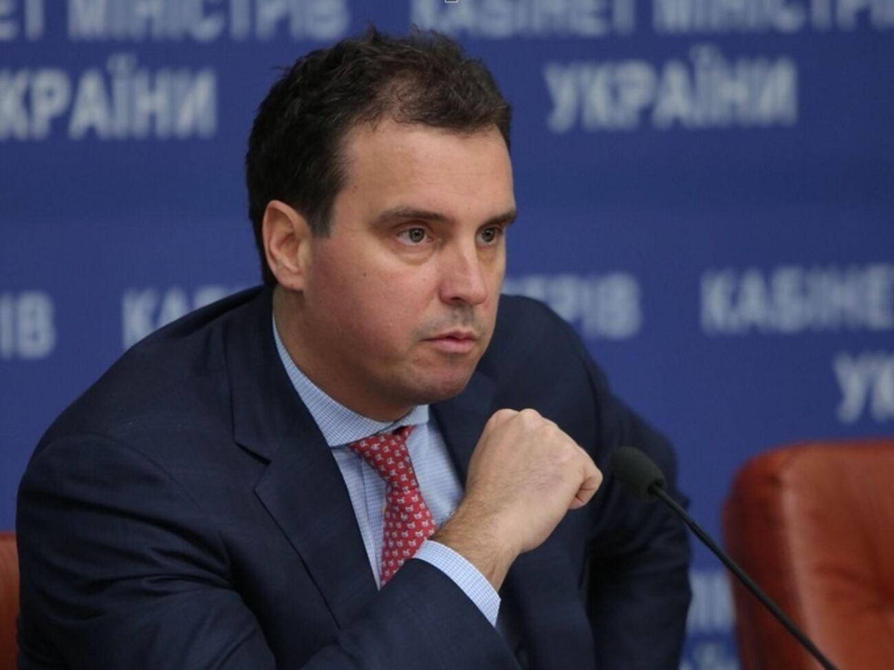 В Украине могут упразднить трудовые книжки