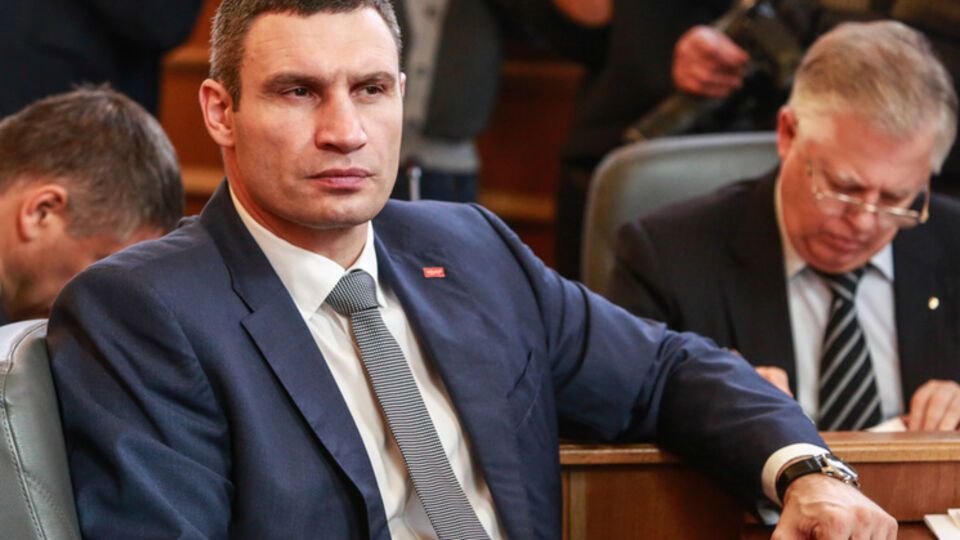 Кличко не пришел на дебаты