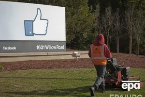 Власти стали чаще запрашивать у Facebook данные пользователей и требовать заблокировать контент, сообщают в соцсети