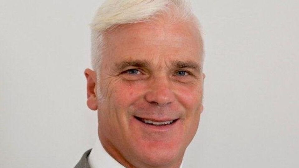 Свейн: Британия выделит для поддержки жителей Донбасса 3 млн долларов