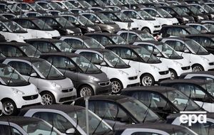 Октябрь стал лучшим месяцем по продажам авто в 2015 году