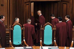 Судья Брынцев подал в отставку в связи с окончанием срока полномочий