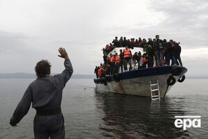 Массовый приток беженцев в ЕС ставит под угрозу будущее Шенгенского соглашения, заявил Туск