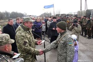 Бойцы "железной" бригады имени Данила Галицкого вернулись из зоны АТО в полном составе. Фоторепортаж