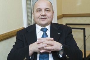 Виктор Суворов: Как говорили древние римляне: "Хочешь мира – готовься к войне"