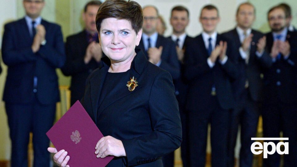 Шидло и ее совет министров в понедельник принесут присягу