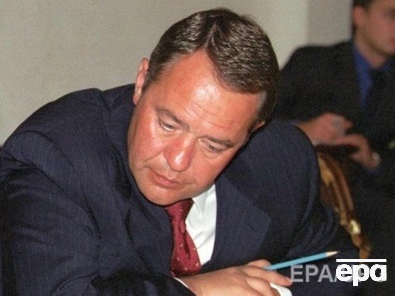 Лесин похоронен в США