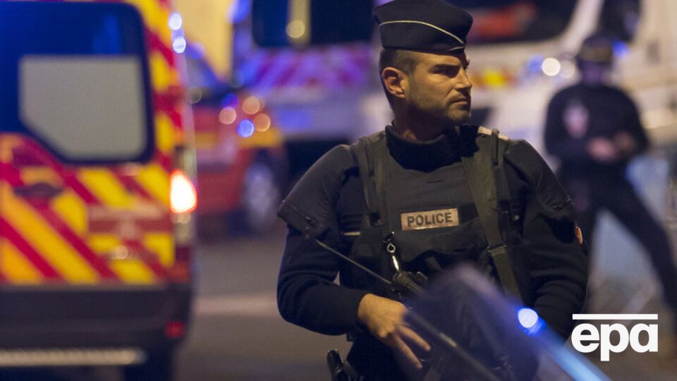 Аэропорт Шарль-де-Голль все еще принимает самолеты