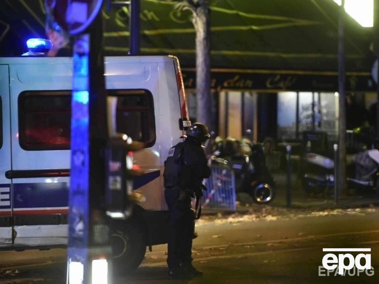 Очевидцы утверждают, что захватчики Bataclan говорили о Сирии