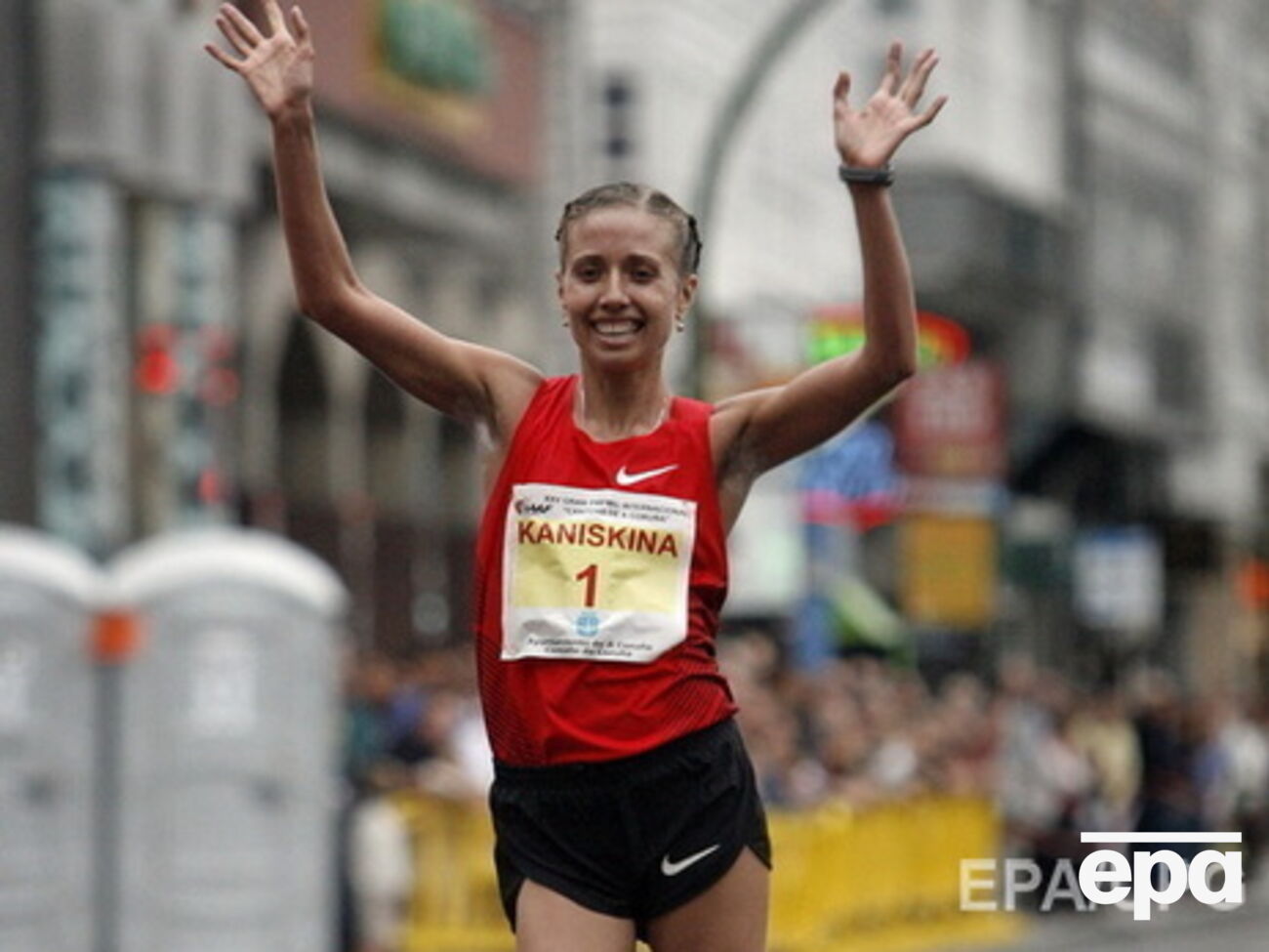 Российских легкоатлетов отстранили от международных соревнований