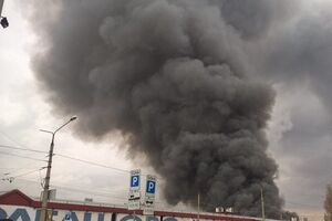 В Харькове горит крупнейший рынок