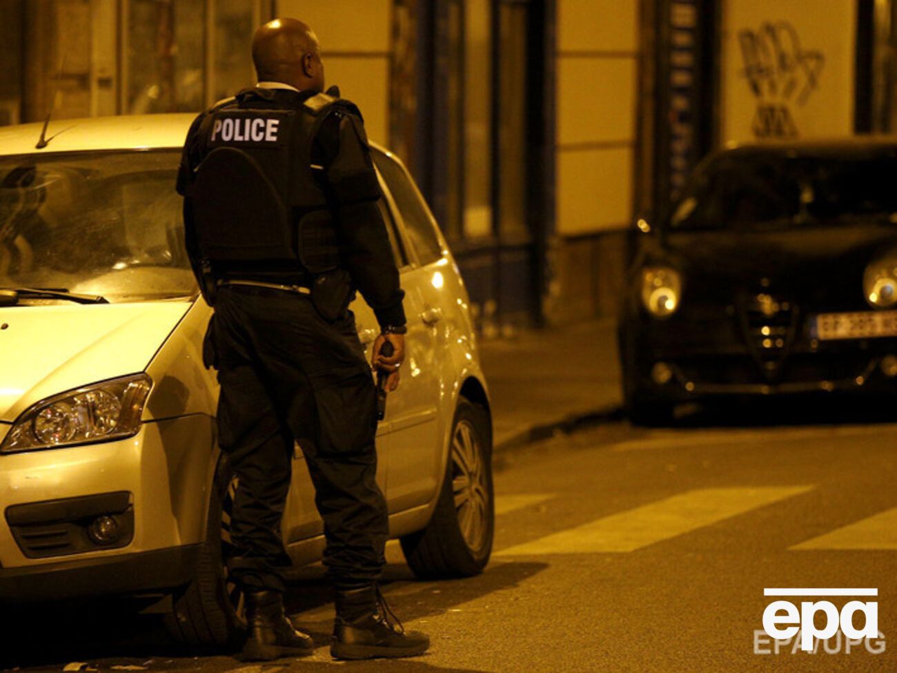 Бомбу возле стадиона "Стад де Франс" взорвал смертник из Сирии